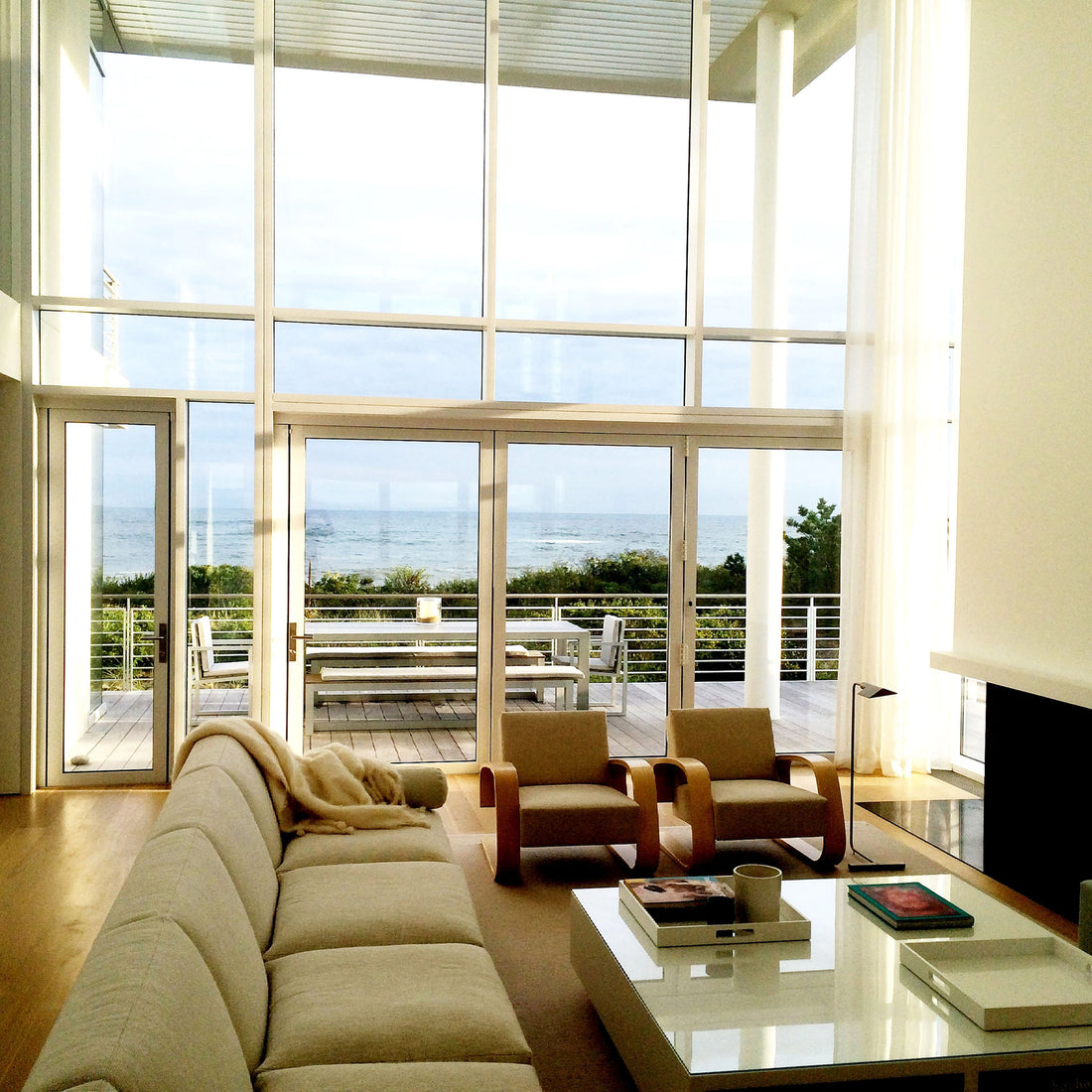 Aluminum Narrow Stile and Rail Folding Glass Doors
